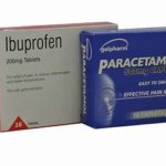 Ibuprofen and paracetamol are two types of painkillers to bring in your travel medical kit